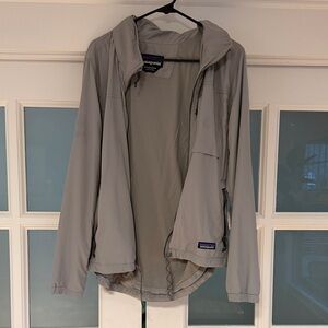 Patagonia Light Gray Windbreaker